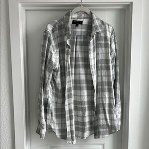 Banana Republic Factory Women’s Gray Plaid Flannel Shirt
